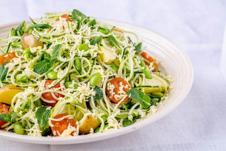 Courgetti salad recipe